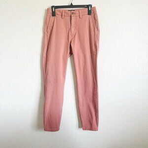 Dockers Woman’s 28 Waist Pink Preppy Skinny Khaki Pants